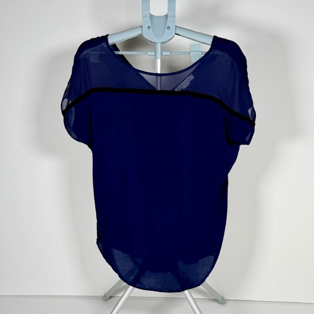 BCBGeneration Dark Navy and Black Flowy Short-Sleeve Top